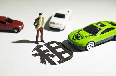 明日汽車租賃新規實施，租車一族必看